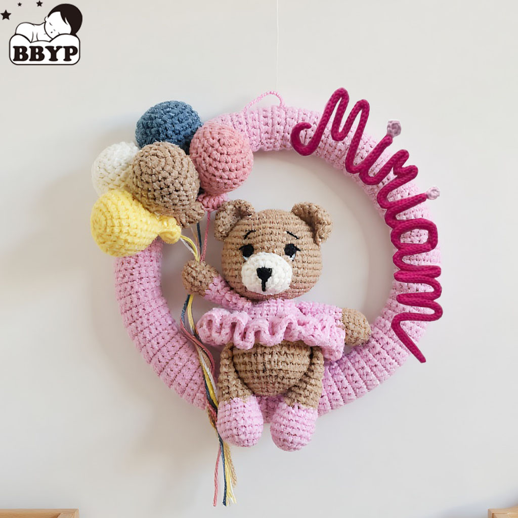 Baby Nursery Toy - Personalizowany wieniec z imieniem na szydełku