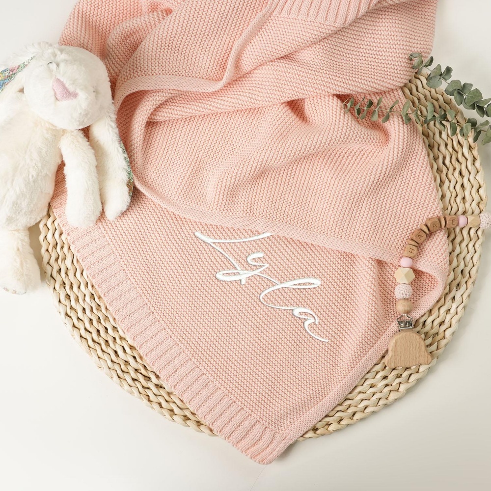 Kocyk dziecięcy z haftowanym i – Baby Nursery Keepsake recenzja i cena